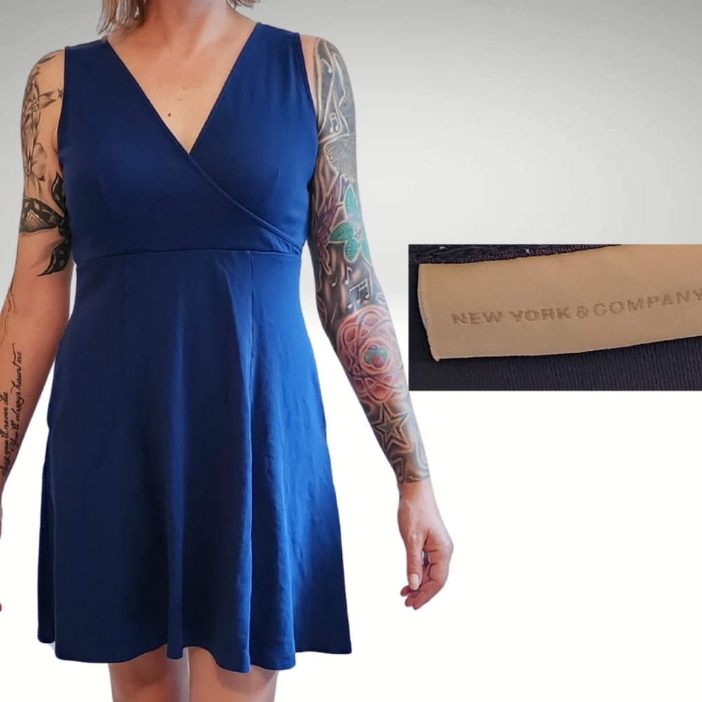 New York & Co blue sleeveless knit wrap dress, sz S, VGUC